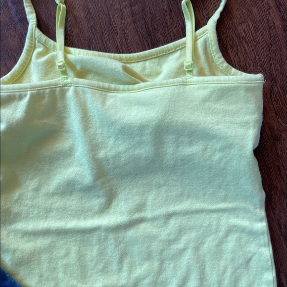 Bundle of tank top and jeans. - Picture 5 of 8